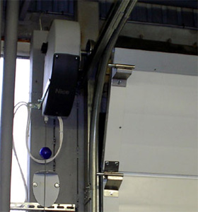Установка привода NICE SUMO 2000 V SU2000V На вал секционных, откатных двухстворчатых ворот